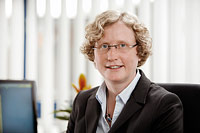 Düsseldorf Portrait Foto für eine Rechtsanwältin von einem professionellen Unternehmensfotografen in Düsseldorf.