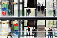 Bonn Unternehmensfotografie für einen Jahresfinanzbericht von einem professionellen Unternehmensfotografen in Bonn.
