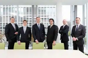 Teamfotos, Gruppenfotos vor Business Hintergrund, Köln, Bonn, Düsseldorf, Essen, Leverkusen, NRW