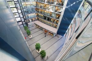 Halle von Innen. Architektur-Fotografie, Fotograf, Corporate Fotografie, Köln, Frankfurt, Düsseldorf und NRW